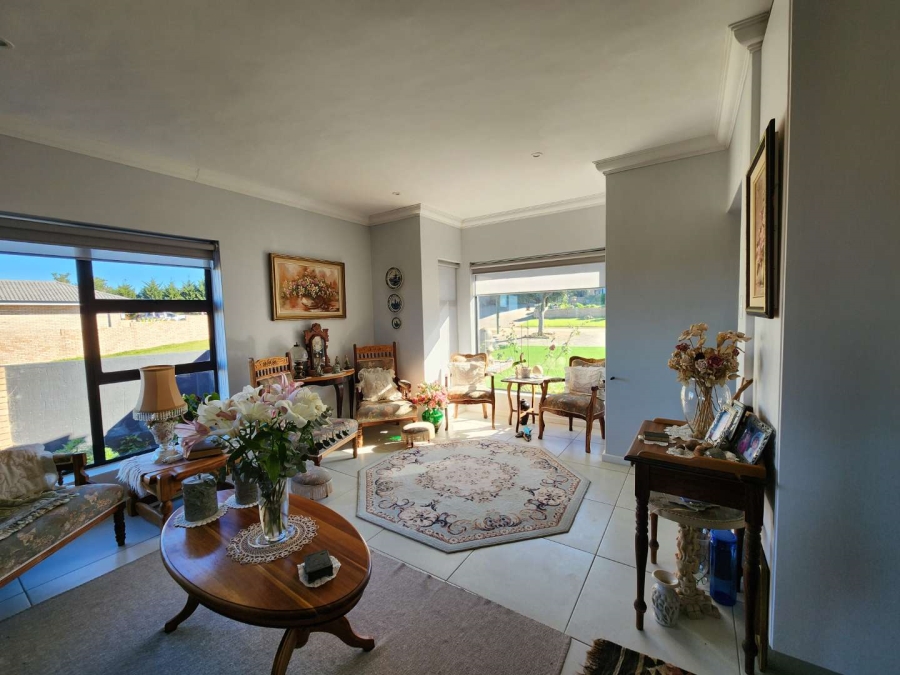 3 Bedroom Property for Sale in Monte Christo Western Cape